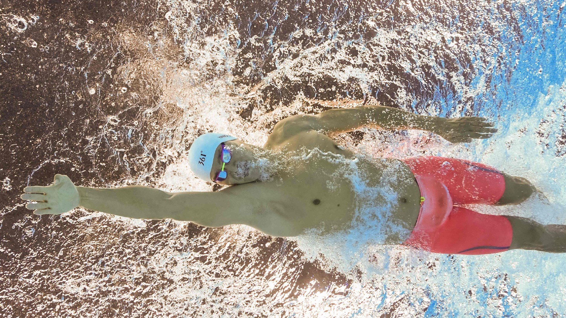 英超激烈冲刺：每一瞬都令人屏息！，英超有多激烈